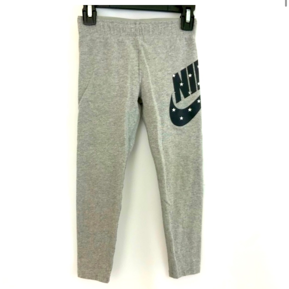 Girl’s Nike Grey Leggings Size 5